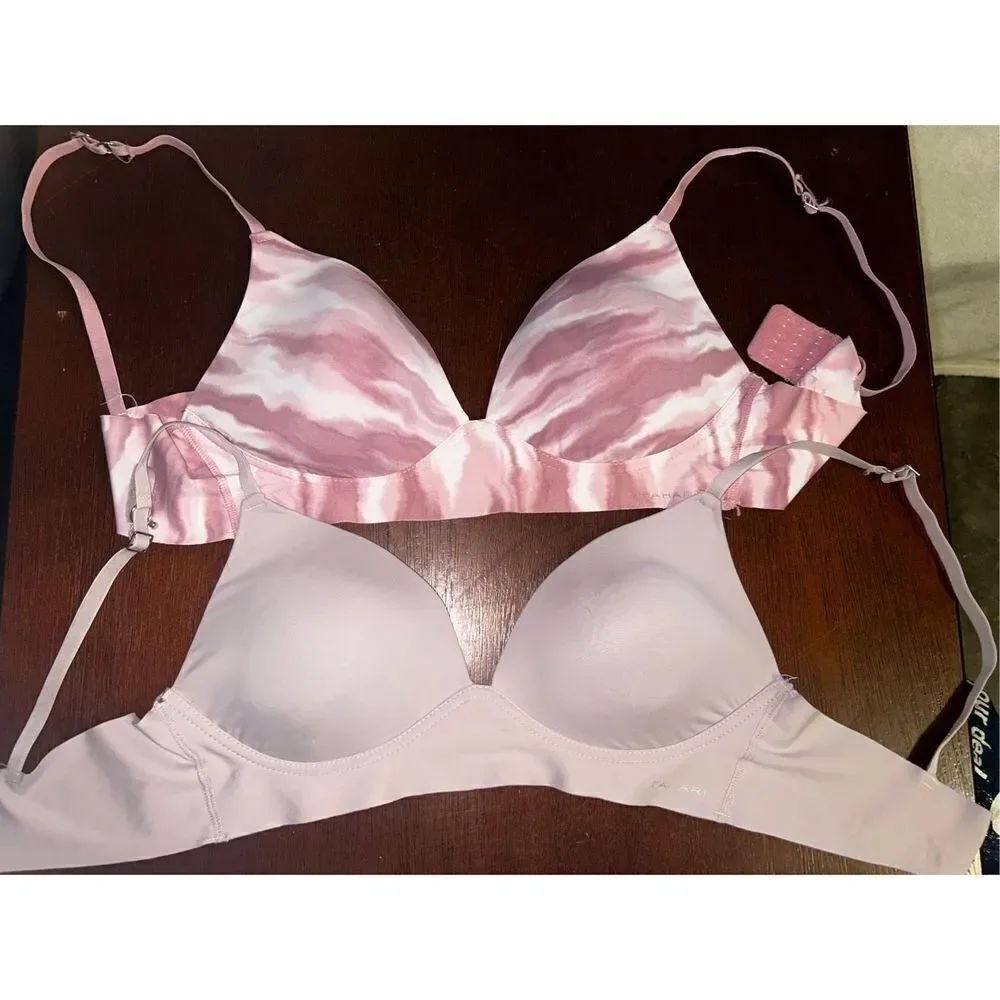 Set of 2 Tahari wireless bras size 36C
